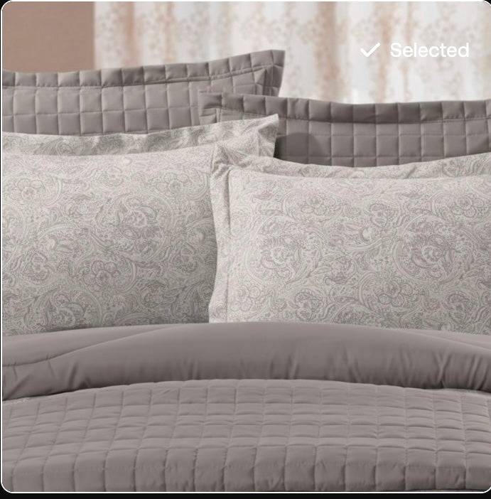 Full/Queen Size 6-Piece Reversible Comforter Set with Quilt – Grey & Light Green Paisley Print